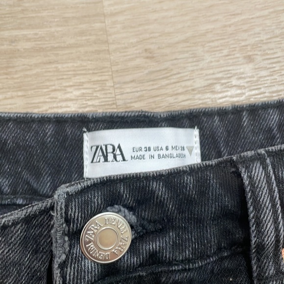 Zara Denim Shorts 6 - Picture 4 of 4